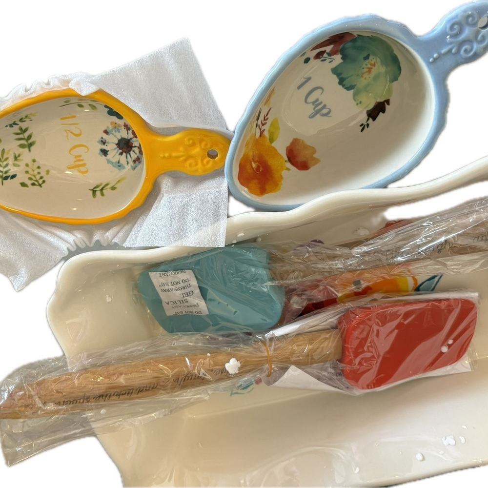 The Pioneer Woman Collected Ceramic Baking Set, 16-Pieces missing 1 piece - Picture 15 of 16